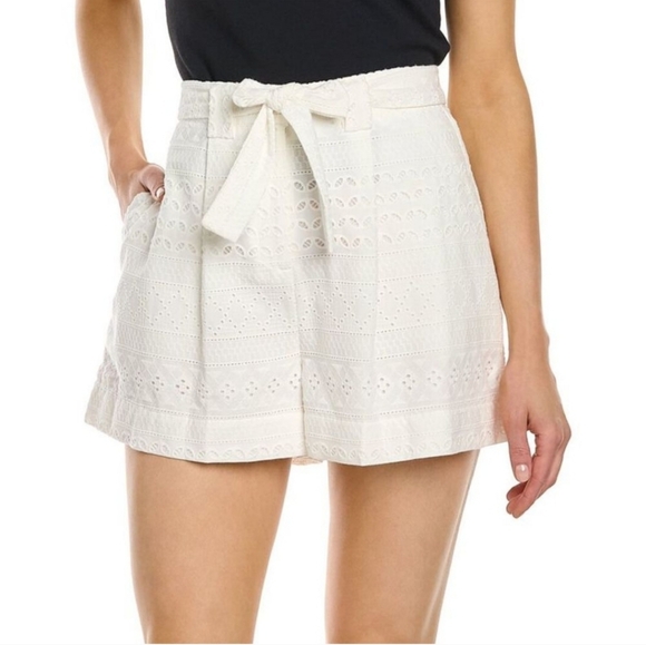 NEW NWT - Badgley Mischka Studio Womens Eyelet Shorts White - Picture 1 of 1